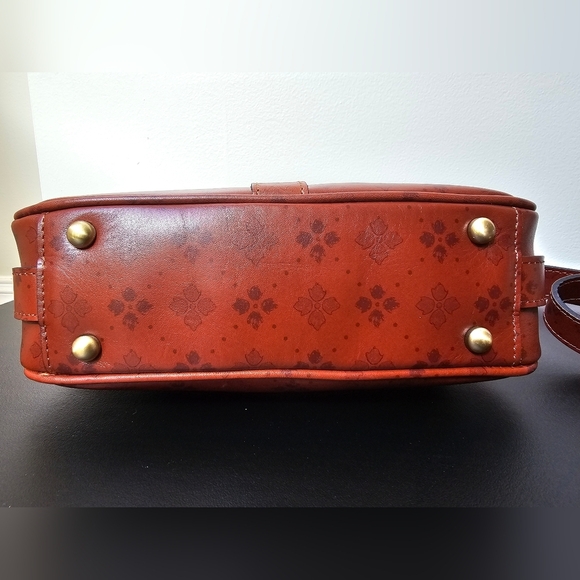 Patricia Nash Florentina Frame Leather Crossbody Bag NWT - Picture 12 of 16